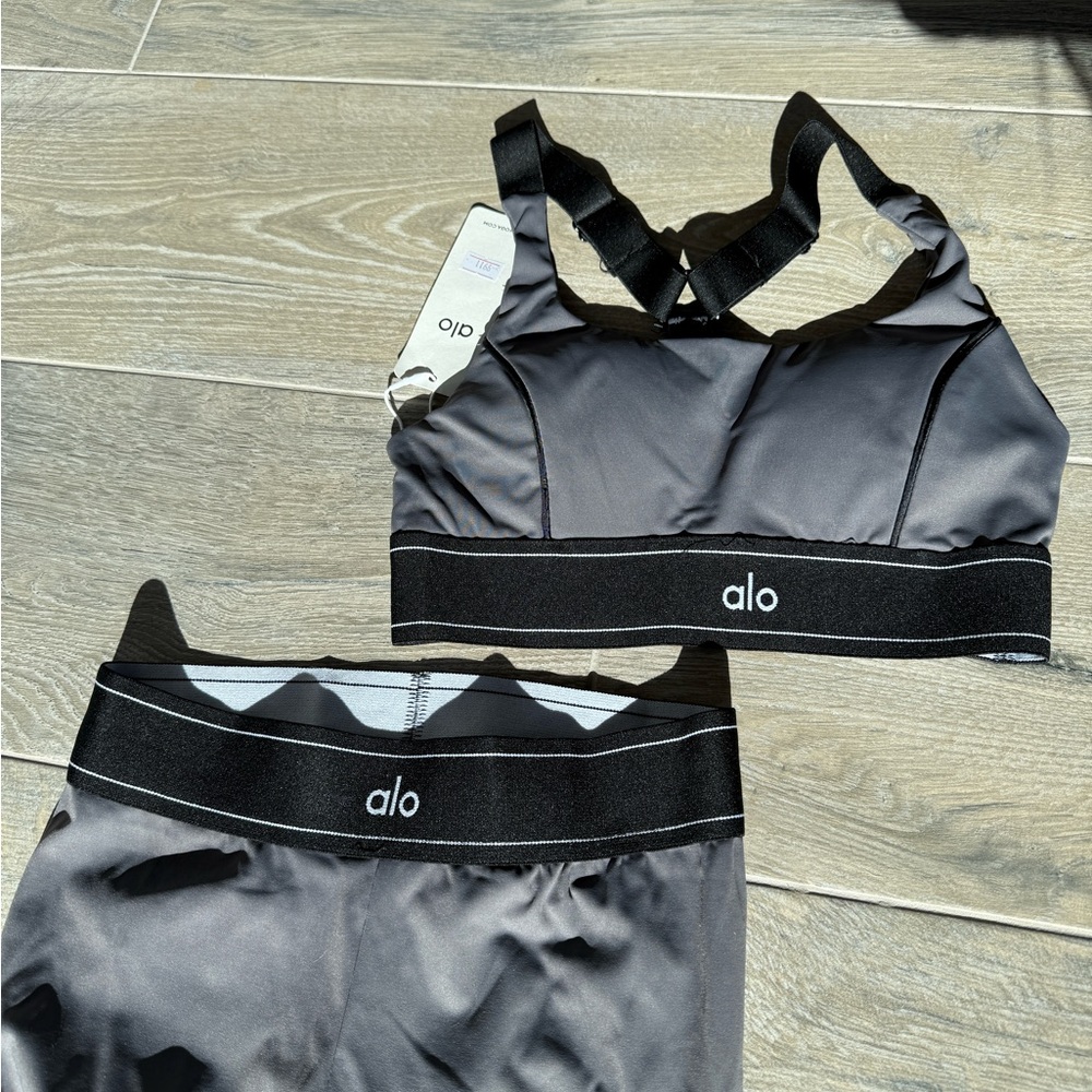 Alo workout pant set - brand new - never worn